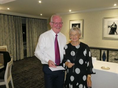 <strong>Mens Aggregate: Winner</strong><br/>Bob Sewell