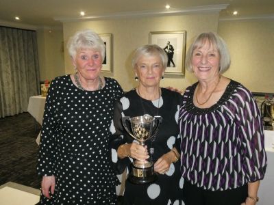 <strong>Ladies Pairs: Winners</strong><br/>Lesley Hewson and Carol Smith